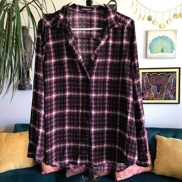 EXPRESS size L Burgundy Black & White Houndstooth Chiffon Blouse Top - Picture 1 of 4